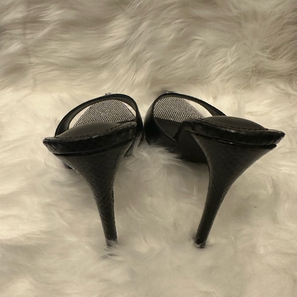 Women’s Heels Slippers By Cape Robbin. Pointed toe with Glitter Gem 💎 Stones - Picture 4 of 7